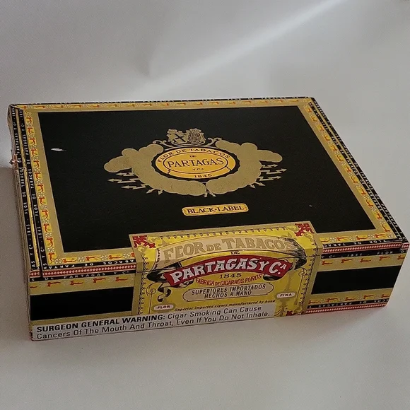 Partagas Black Label Wooden Cigar Box Empty Craft Box - Picture 5 of 6